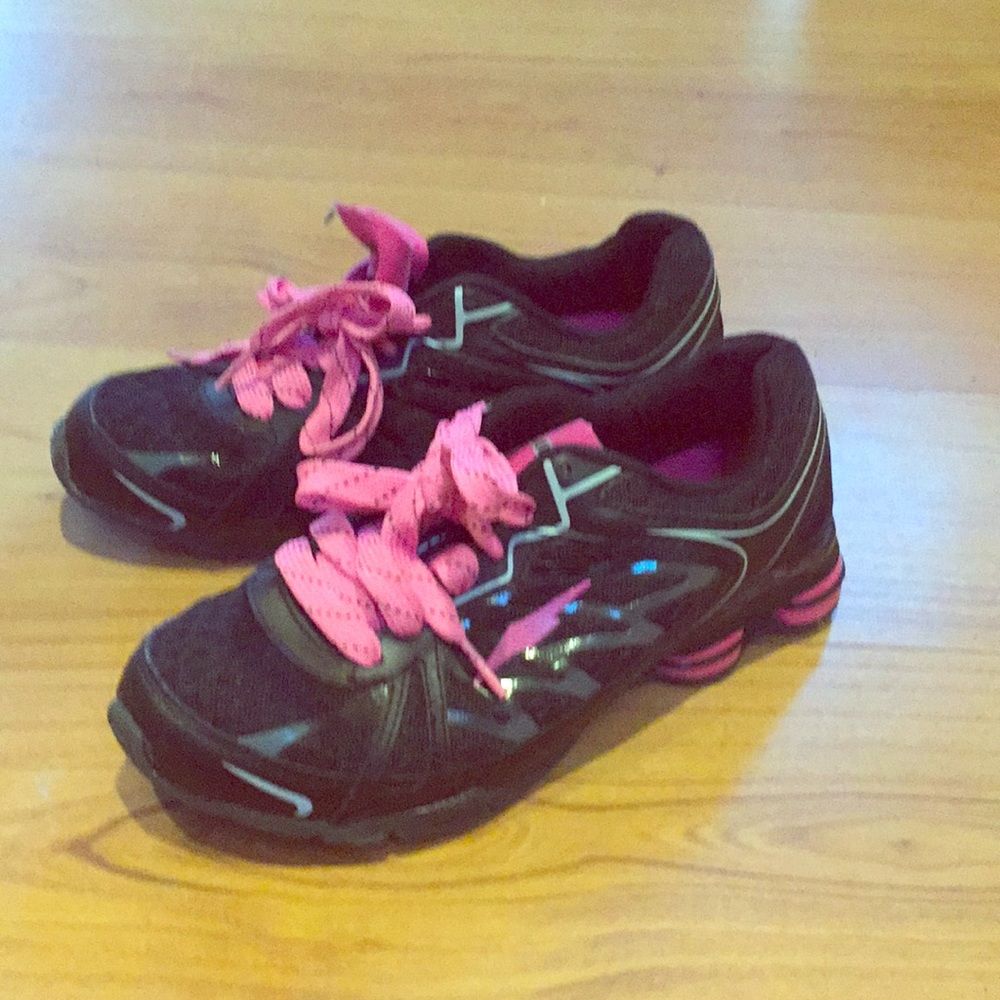Avia running shoes 6 sneakers black & pink